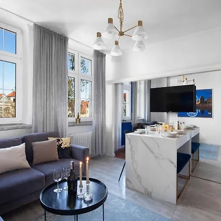 Elite Old Town Premium